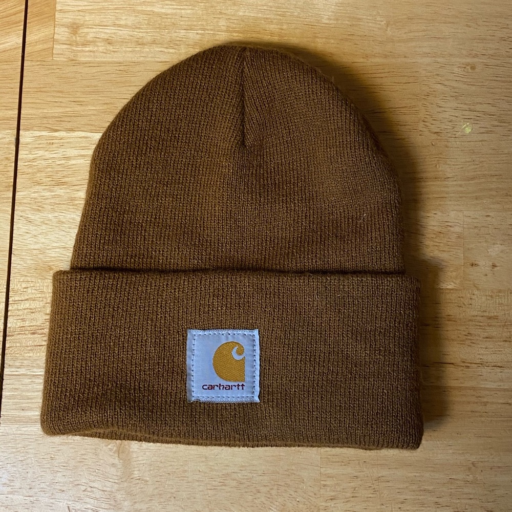 Carhartt brown beanie